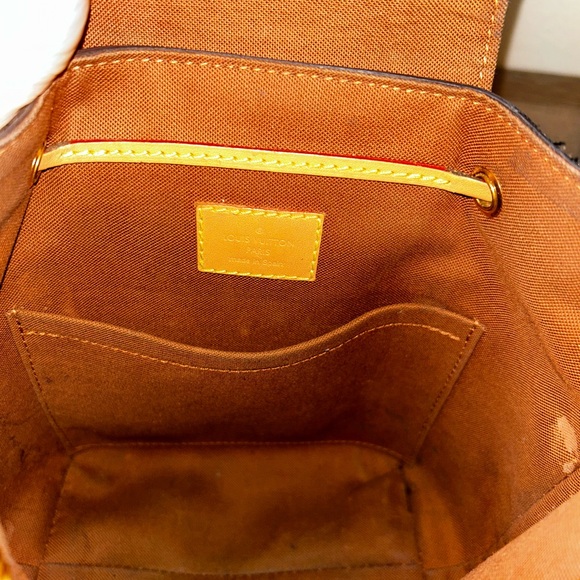 Louis Vuitton Tan and Brown Backpack with Iconic Design - Picture 9 of 14